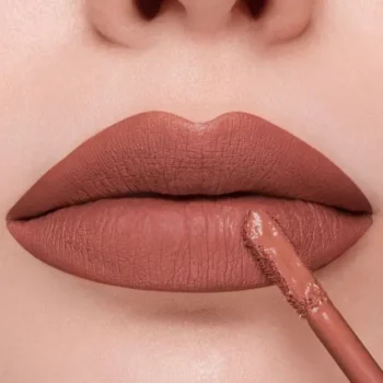 stay on me rossetto liquido a lunga tenuta 34